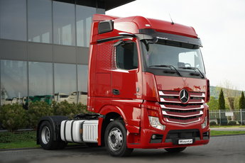 Mercedes Actros