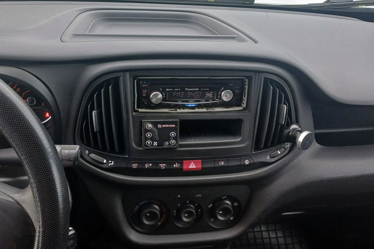 Fiat Doblo Maxi Chłodnia do transportu leków Salon Polska zdjęcie 23