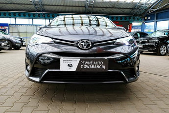 Toyota Avensis 1.8i 16V Led GWARANCJA I-wł Krajowy Bezwypadkowy 4x2