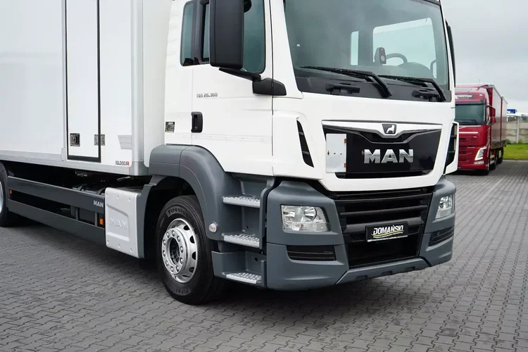 MAN TGS / 26.360 / EURO 6 / CHŁODNIA + WINDA zdjęcie 20