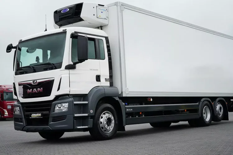 MAN TGS / 26.360 / EURO 6 / CHŁODNIA + WINDA zdjęcie 33