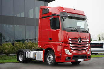 Mercedes Actros