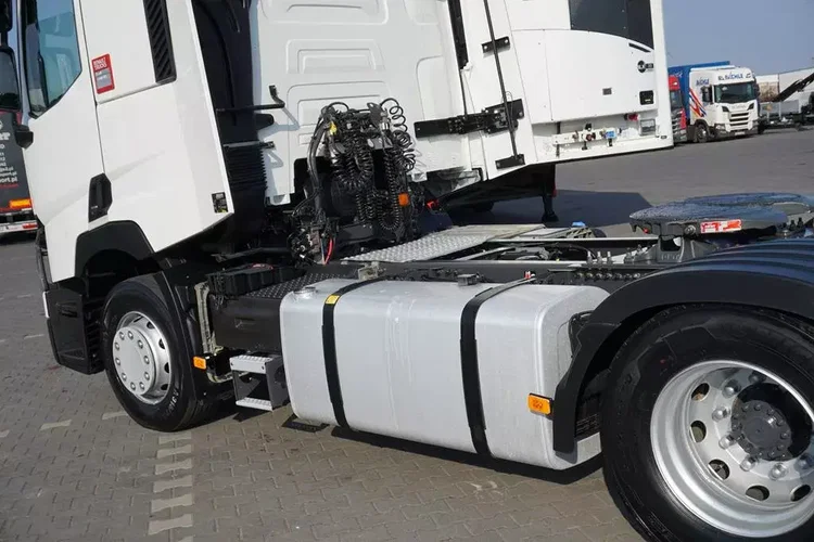 Renault T 460 / ACC / EURO 6 / SLEEPER CAB / RETARDER zdjęcie 10