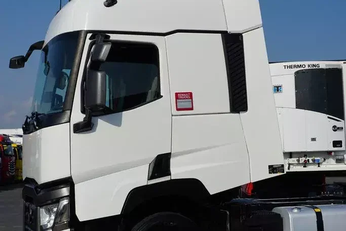 Renault T 460 / ACC / EURO 6 / SLEEPER CAB / RETARDER zdjęcie 23
