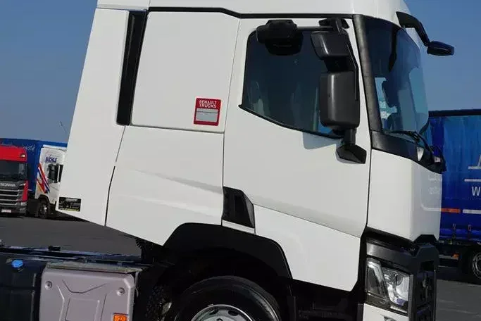 Renault T 460 / ACC / EURO 6 / SLEEPER CAB / RETARDER zdjęcie 30