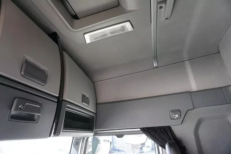 Renault T 460 / ACC / EURO 6 / SLEEPER CAB / RETARDER zdjęcie 40