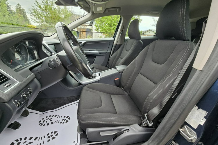 Volvo XC 60 100% Fabryczny Lakier Dealer Serwis Pełna Historia Nowe Sprzęgło zdjęcie 10