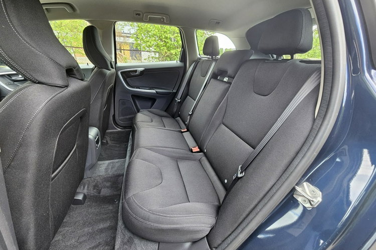 Volvo XC 60 100% Fabryczny Lakier Dealer Serwis Pełna Historia Nowe Sprzęgło zdjęcie 14