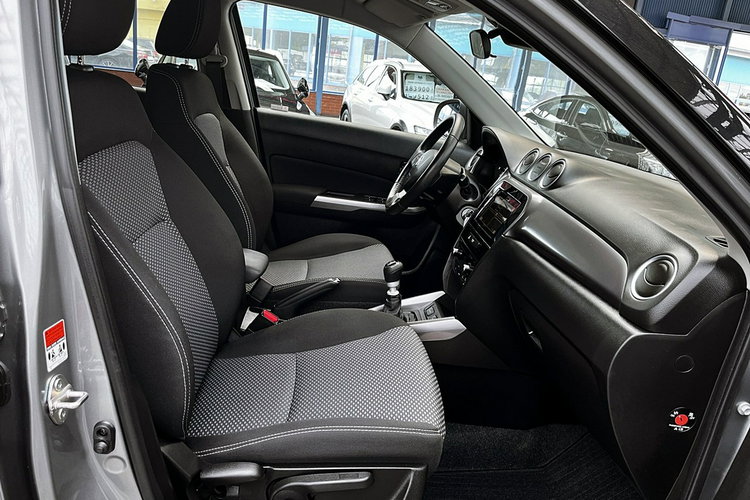 Suzuki Vitara 1.4 HYBRID Tylko 34 TYŚ KM ACC+Led+Navi+Kamera GWAR. I-wł Kraj Bezwyp 4x2 zdjęcie 9