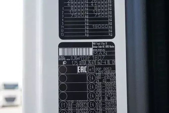 MAN TGX / 26.470 / E 6 / GM / HAKOWIEC HYVA / OŚ SKRĘTNA / RETARDER zdjęcie 11