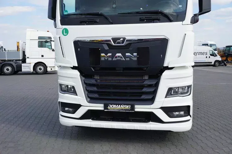 MAN TGX / 26.470 / E 6 / GM / HAKOWIEC HYVA / OŚ SKRĘTNA / RETARDER zdjęcie 25