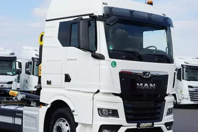 MAN TGX / 26.470 / E 6 / GM / HAKOWIEC HYVA / OŚ SKRĘTNA / RETARDER zdjęcie 32