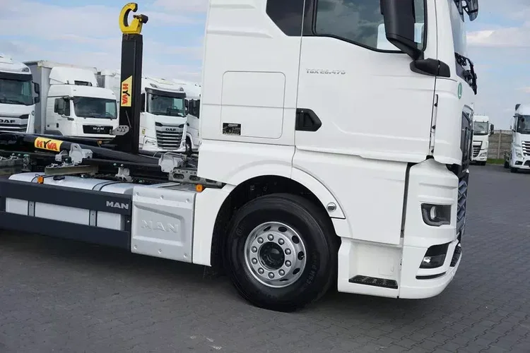 MAN TGX / 26.470 / E 6 / GM / HAKOWIEC HYVA / OŚ SKRĘTNA / RETARDER zdjęcie 38