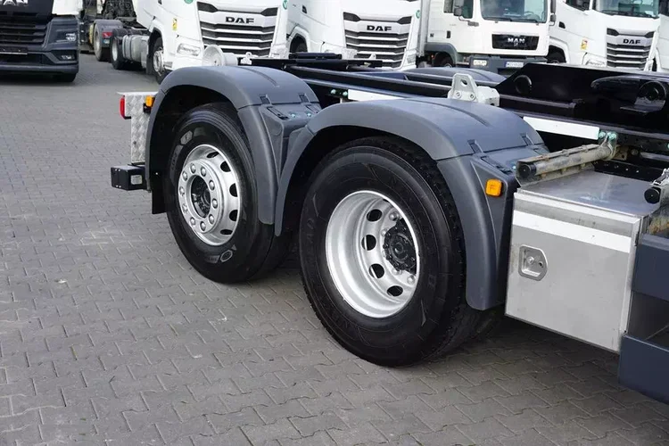 MAN TGX / 26.470 / E 6 / GM / HAKOWIEC HYVA / OŚ SKRĘTNA / RETARDER zdjęcie 40