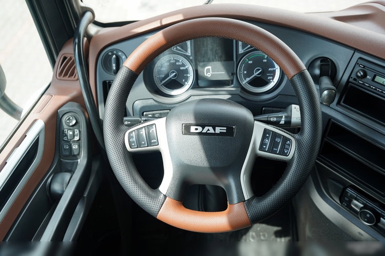 DAF XF 480 / SPACE CAB / RETARDER / KLIMA POSTOJOWA /  zdjęcie 27