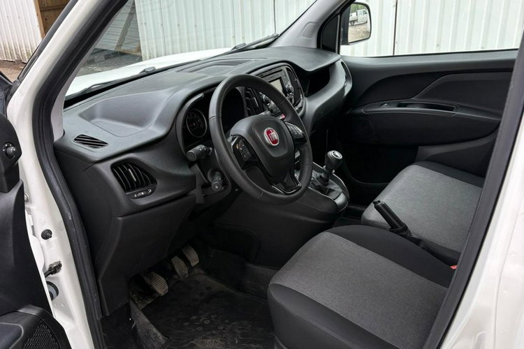 Fiat Doblo 1.4Tjet/120KM /3 osobowy /2021 r/Nowym LPG /przebieg 19 tys km zdjęcie 11