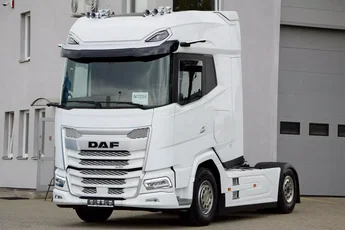 DAF XG+ 530 / ZF INTARDER / KLIMA POST. / FULL LED / SUBWOOFER / WENT. FOTEL