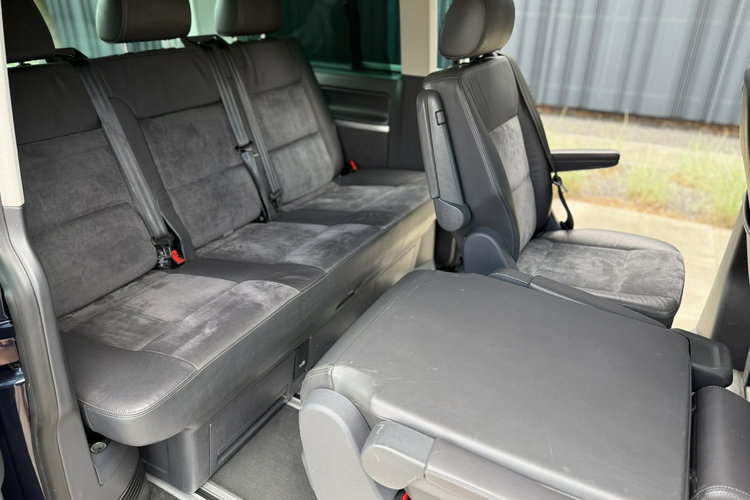 Volkswagen Multivan Highline DSG 4-motion zdjęcie 10
