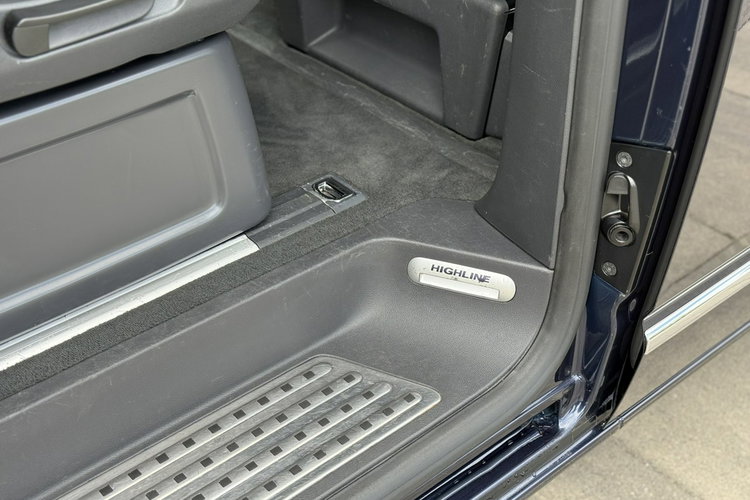 Volkswagen Multivan Highline DSG 4-motion zdjęcie 17