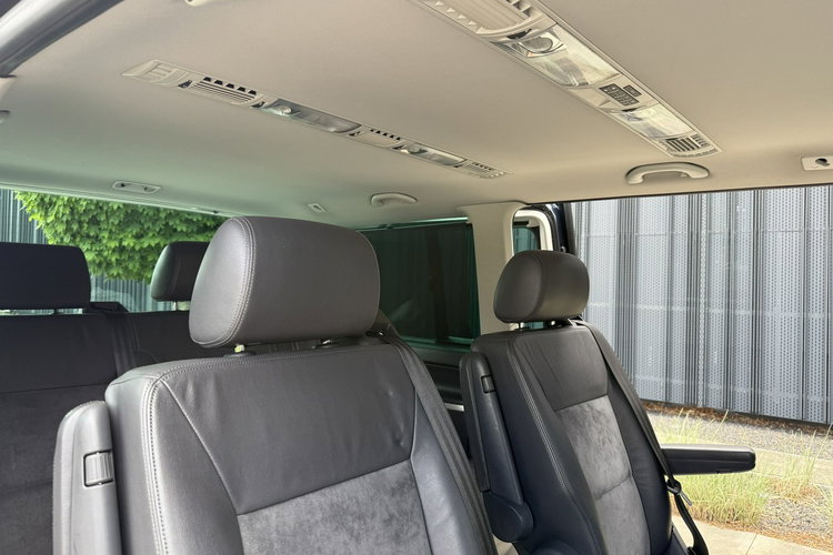 Volkswagen Multivan Highline DSG 4-motion zdjęcie 19