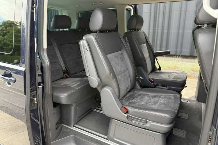 Volkswagen Multivan Highline DSG 4-motion zdjęcie 9