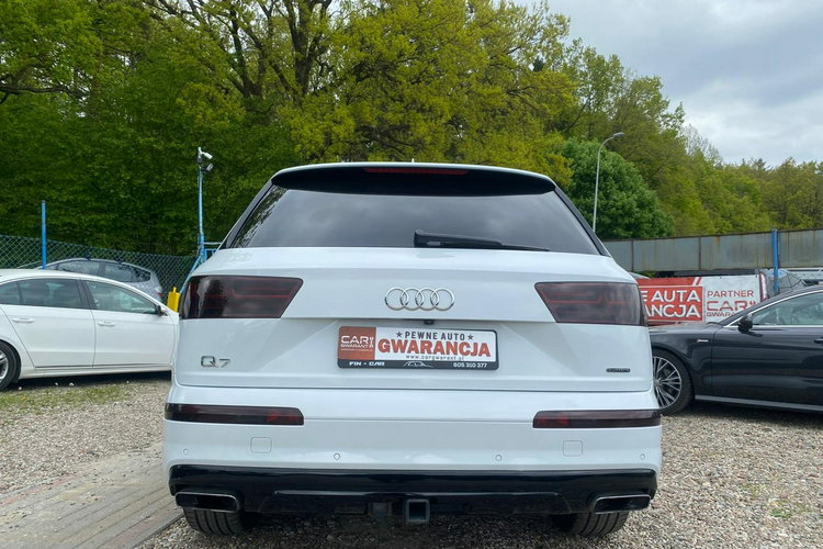 Audi Q7 2.0 tfsi Quattro 7 os. Panorama skóry ledy Navi kamera 1. Rok gwarancj zdjęcie 12