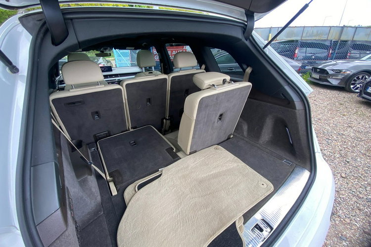 Audi Q7 2.0 tfsi Quattro 7 os. Panorama skóry ledy Navi kamera 1. Rok gwarancj zdjęcie 33