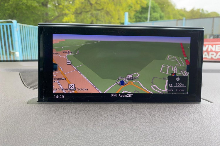 Audi Q7 2.0 tfsi Quattro 7 os. Panorama skóry ledy Navi kamera 1. Rok gwarancj zdjęcie 39