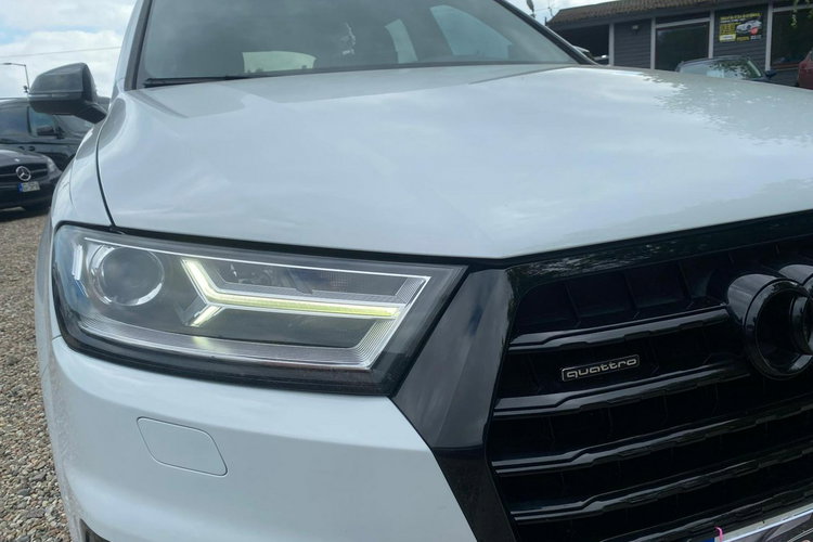 Audi Q7 2.0 tfsi Quattro 7 os. Panorama skóry ledy Navi kamera 1. Rok gwarancj zdjęcie 4