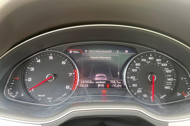 Audi Q7 2.0 tfsi Quattro 7 os. Panorama skóry ledy Navi kamera 1. Rok gwarancj zdjęcie 51