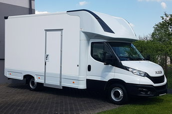 Iveco Daily KONTENER NISKOPODŁOGOWY 4.44x2.23x2.42 SKLEP BAR FOODTRUCK KAMPER AC