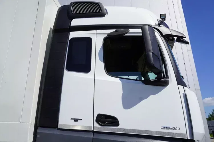 Mercedes Actros 2540 6×2 / 90 tys. km / Kabina 5 siedzeń / Kontener 18 EPAL zdjęcie 9