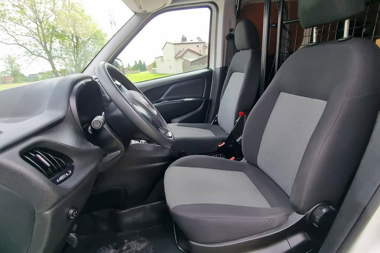 Fiat Doblo 1.4 T-jet 120km L2H1 / Nowy LPG i rozrząd / Klima / Bagażnik dachowy zdjęcie 10