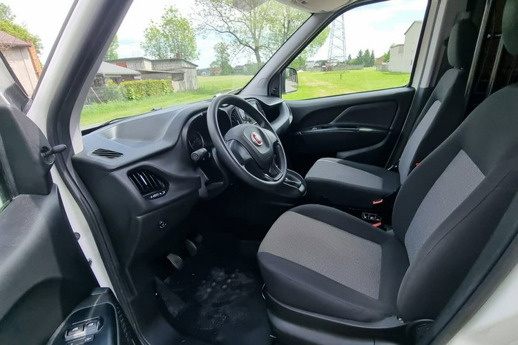 Fiat Doblo 1.4 T-jet 120km L2H1 / Nowy LPG i rozrząd / Klima / Bagażnik dachowy zdjęcie 9