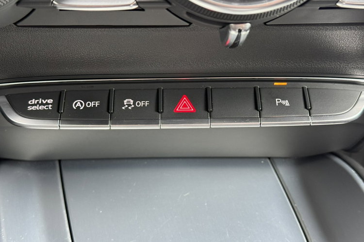 Audi TT zdjęcie 20