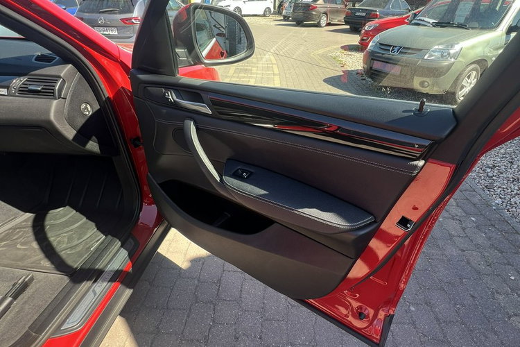 BMW X4 zdjęcie 7