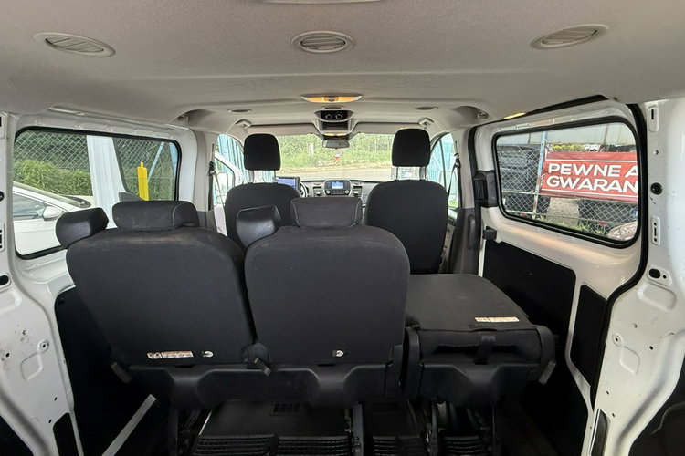 Ford Transit Custom 2.0tdci 8 osobowy ledy stan tech idealny salon PL f-k VAT 1..r.gwaranc zdjęcie 10
