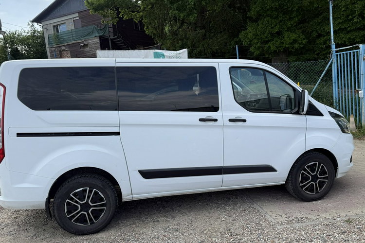 Ford Transit Custom 2.0tdci 8 osobowy ledy stan tech idealny salon PL f-k VAT 1..r.gwaranc zdjęcie 3