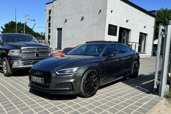 Audi A5 S Line 252KM Panorama Matrix Kamera Virtual El. klapa M Pole Pak.Black