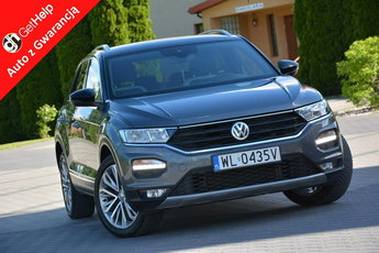 Volkswagen T-Roc Navi Radar ACC Front Assit Lane Assist Led Park Assist Hak ASO Alu18"