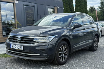 Volkswagen Tiguan Salon Polska Poleasingowy I właściciel Serwis ASO VAT 23% Bezwypadkowy