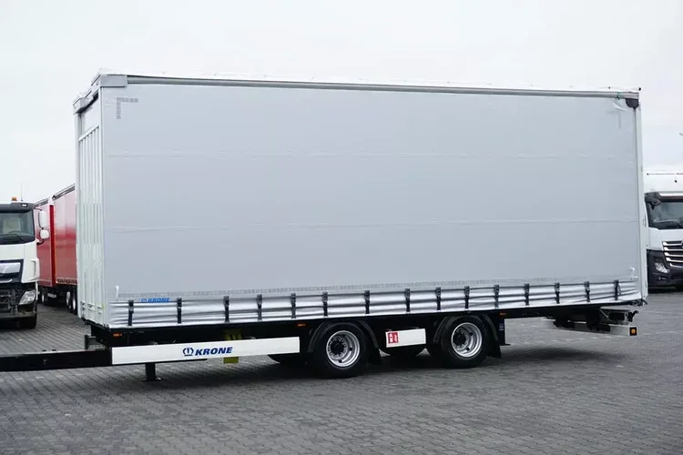 Krone TANDEM / FIRANKA / 19 PALET / DŁ. 7.75 M zdjęcie 3