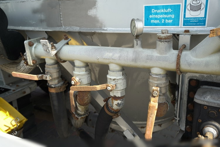 Feldbinder / CEMENTONACZEPA / 3 KOMORY / 36 000 L / SILOS / DO MATERIAŁÓW SYPKICH  / ALUFELGI zdjęcie 19