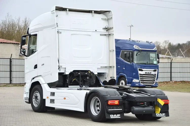 DAF XG 480 / ZF INTARDER / KLIMA POST. / FULL LED / SALONKA / BOGATA WERSJA zdjęcie 14