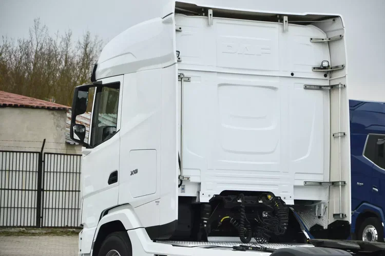 DAF XG 480 / ZF INTARDER / KLIMA POST. / FULL LED / SALONKA / BOGATA WERSJA zdjęcie 15