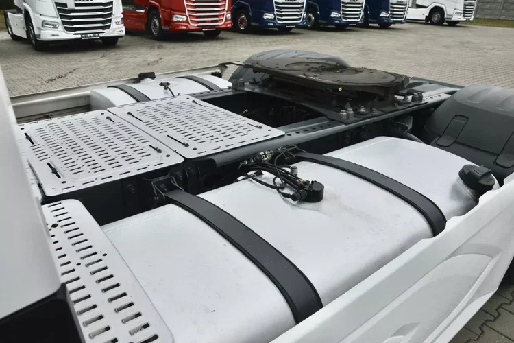 DAF XG 480 / ZF INTARDER / KLIMA POST. / FULL LED / SALONKA / BOGATA WERSJA zdjęcie 18