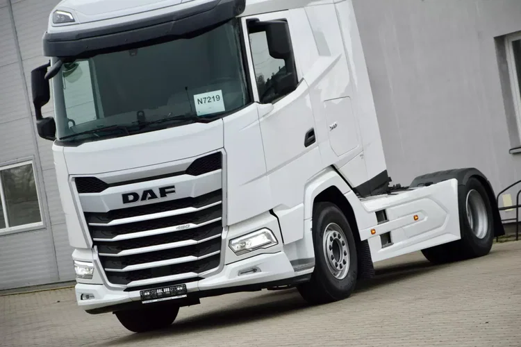 DAF XG 480 / ZF INTARDER / KLIMA POST. / FULL LED / SALONKA / BOGATA WERSJA zdjęcie 2