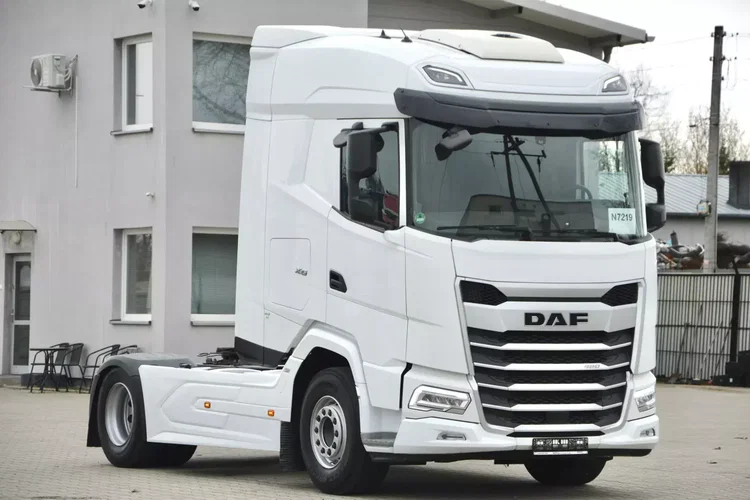 DAF XG 480 / ZF INTARDER / KLIMA POST. / FULL LED / SALONKA / BOGATA WERSJA zdjęcie 9