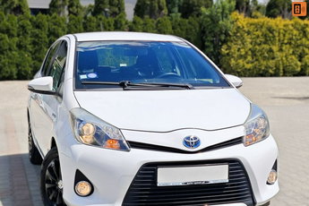 Toyota Yaris 13 Hybryda Kamera Navi A U T O M A T