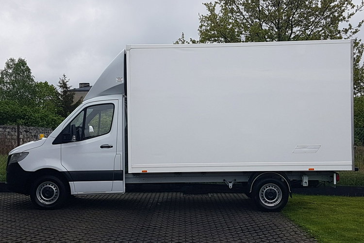Mercedes Sprinter 8EP KONTENER 4,22x2,15x2,30 KLIMA 314CDI MANUAL 6-BIEGÓW KRAJOWY zdjęcie 11